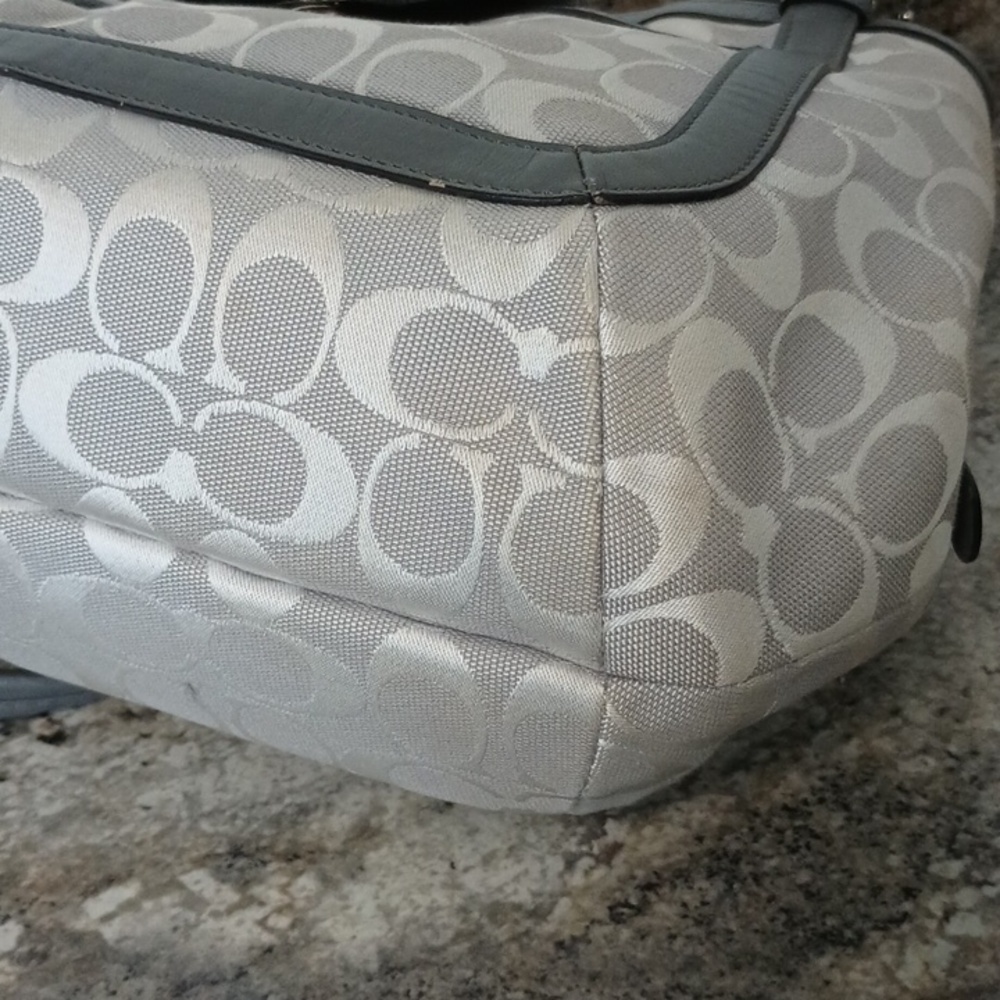 Coach "Cricket" Shoulder Bag - Picture 5 of 12